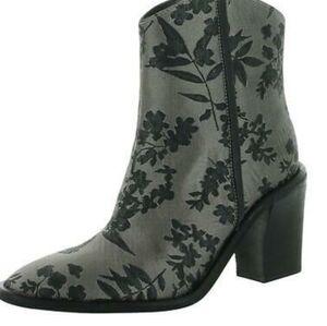 Free People Barclay Western Cowgirl Boots NWOT..size 38/8